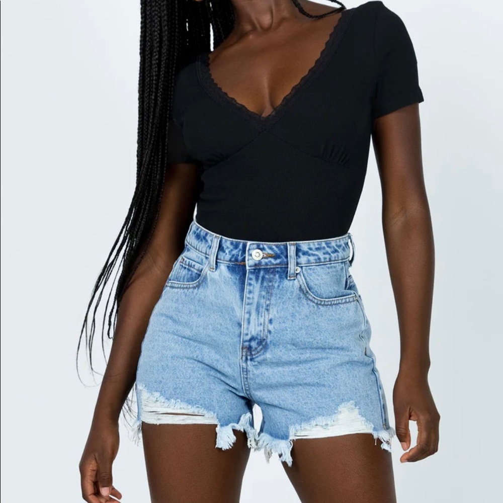 New with tags Princess Polly Anne Denim Short size AU 12 US 8